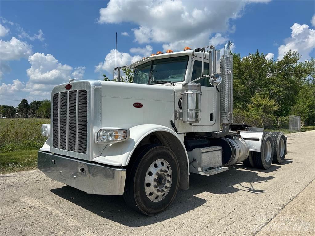 Peterbilt 389 Vilcēji