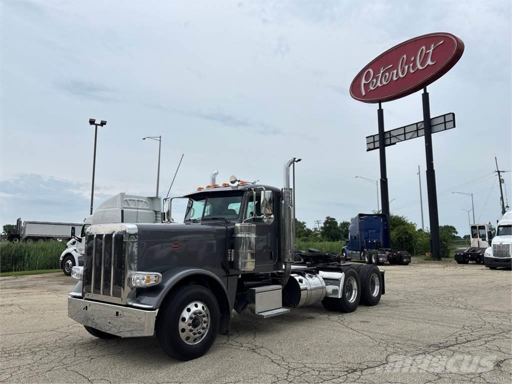 Peterbilt 389 Citi