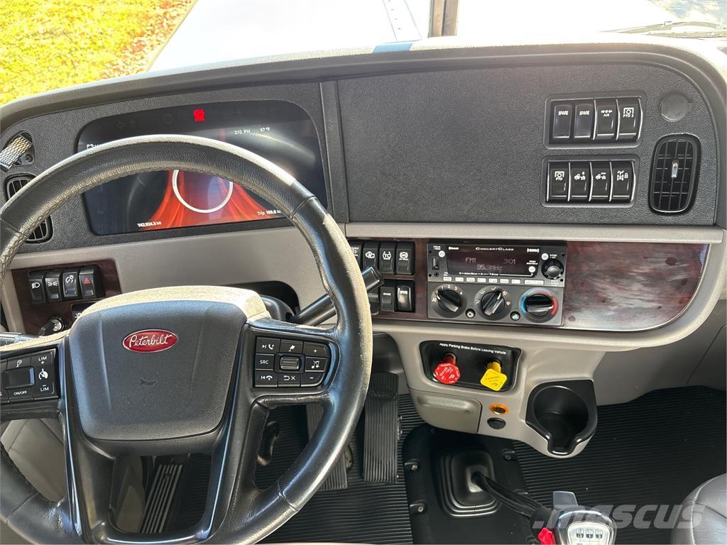 Peterbilt 389 Citi