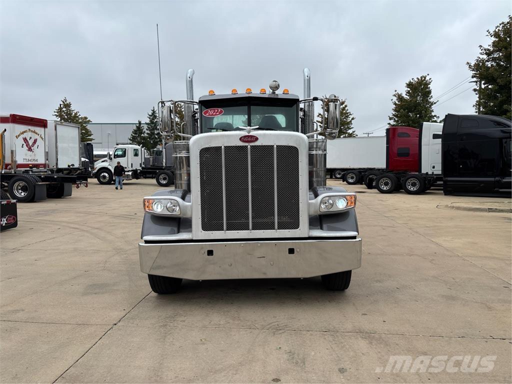 Peterbilt 389 Citi