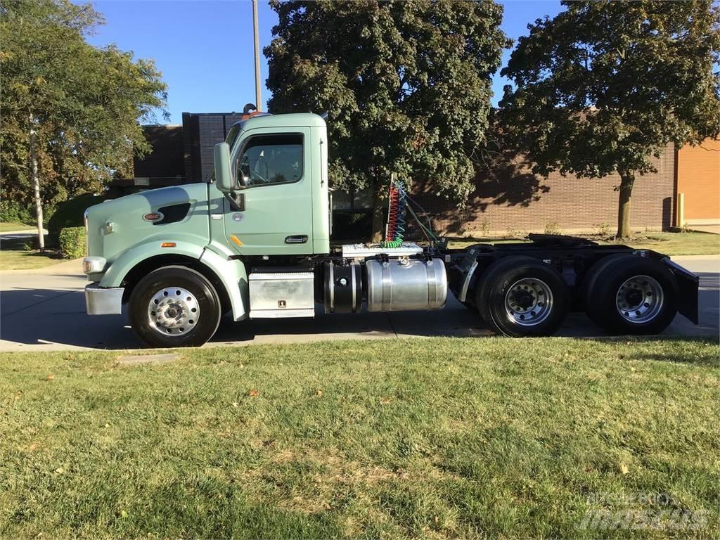 Peterbilt 567 Vilcēji