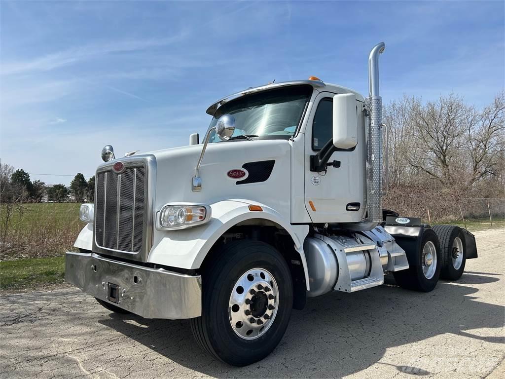Peterbilt 567 Vilcēji