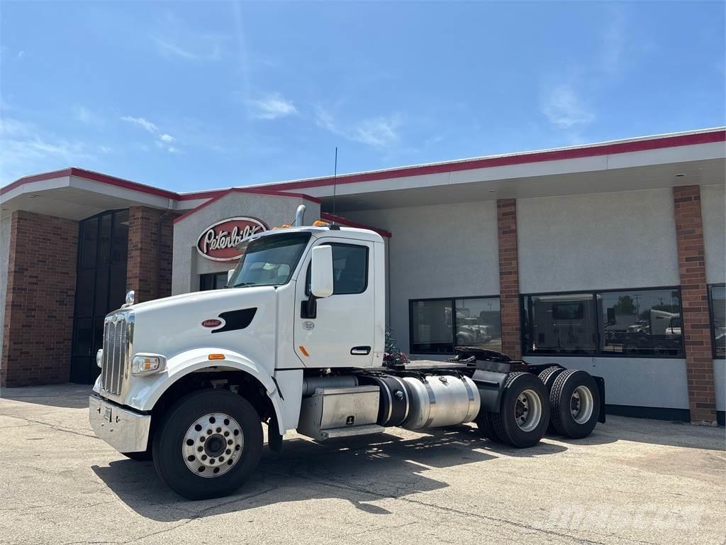 Peterbilt 567 Vilcēji