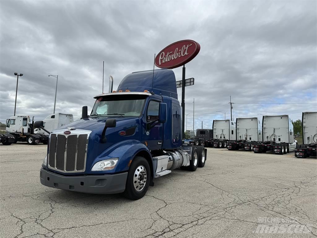 Peterbilt 579 Vilcēji