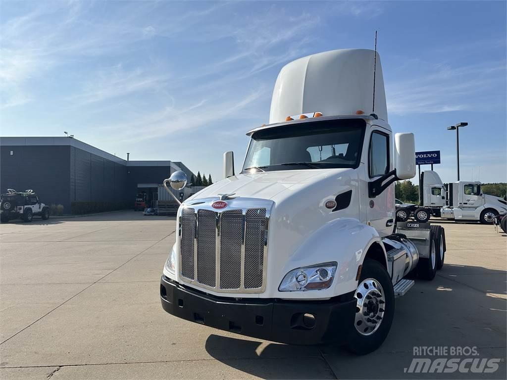 Peterbilt 579 Vilcēji