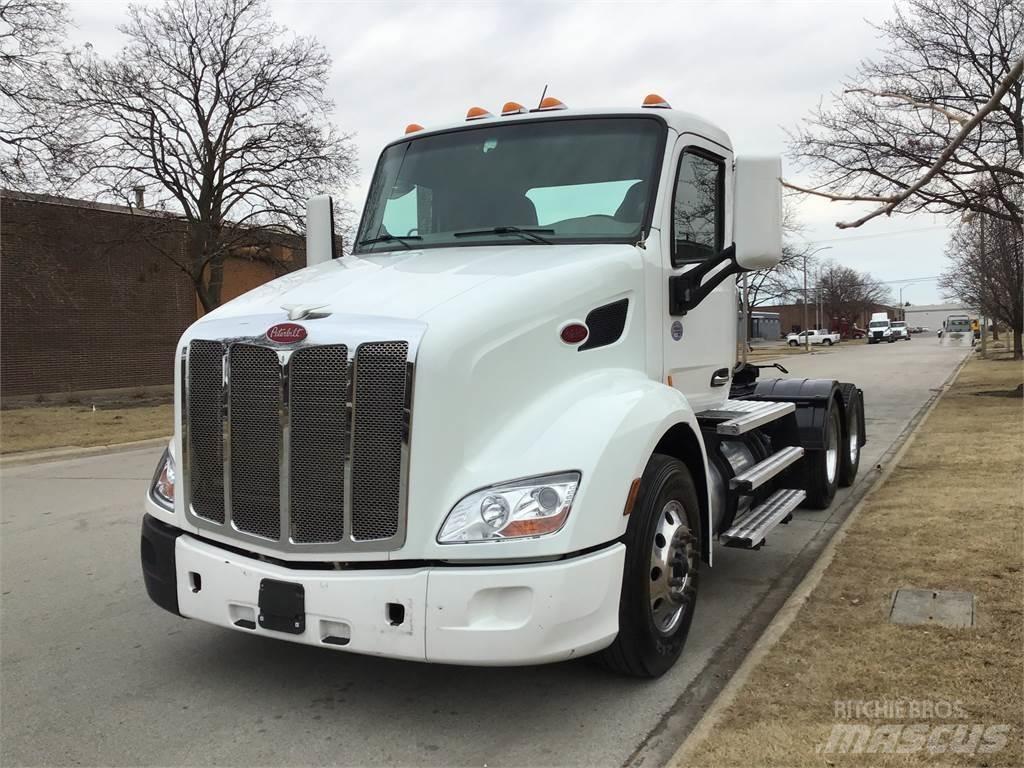 Peterbilt 579 Vilcēji