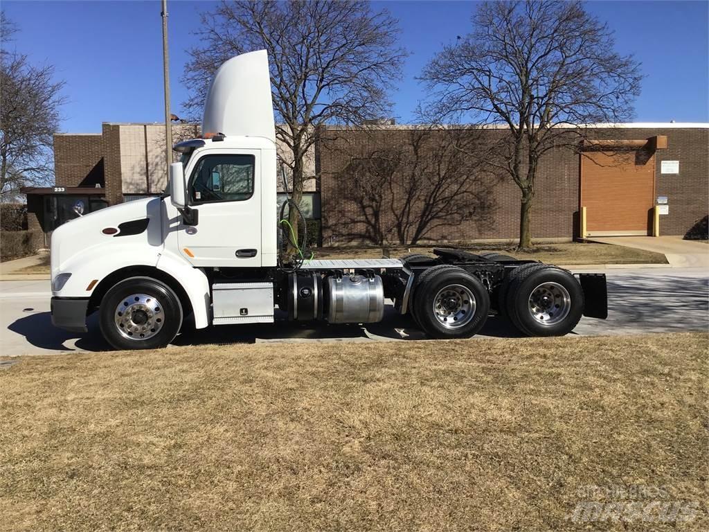 Peterbilt 579 Vilcēji