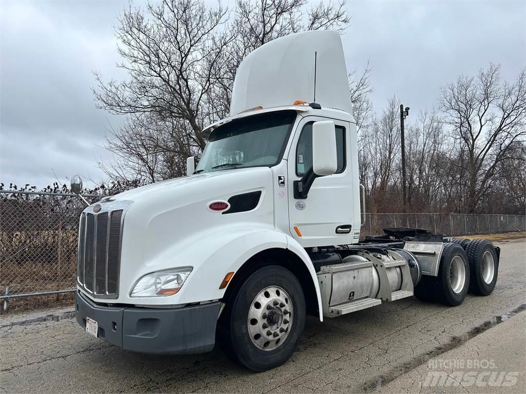 Peterbilt 579 Vilcēji