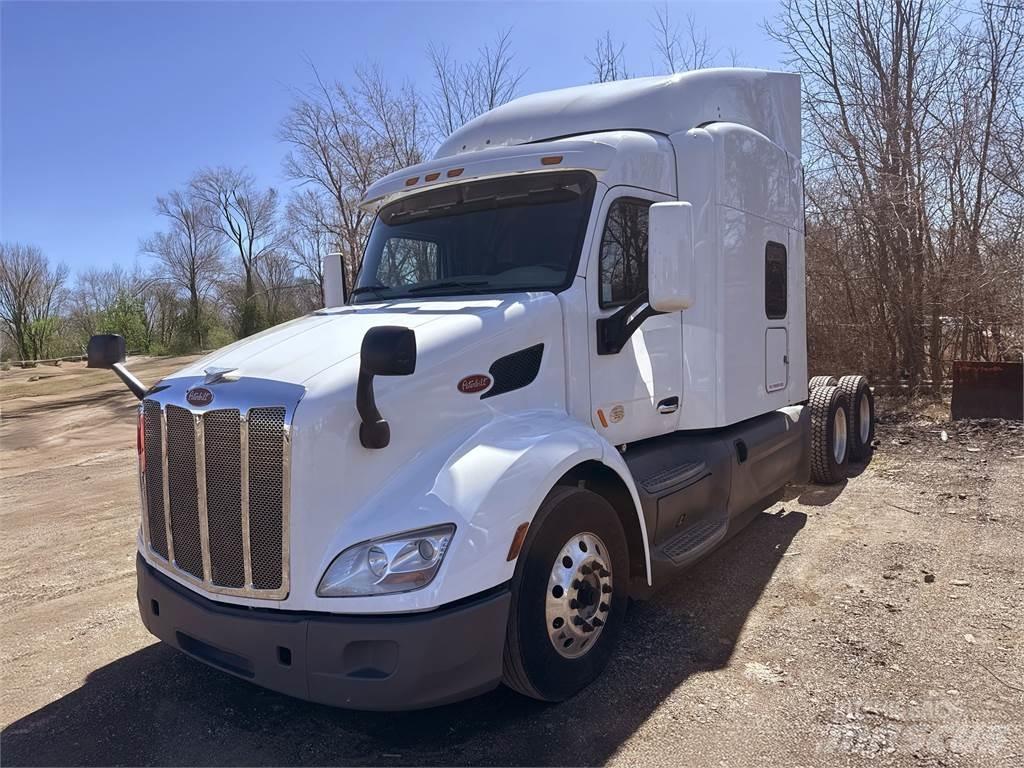 Peterbilt 579 Vilcēji