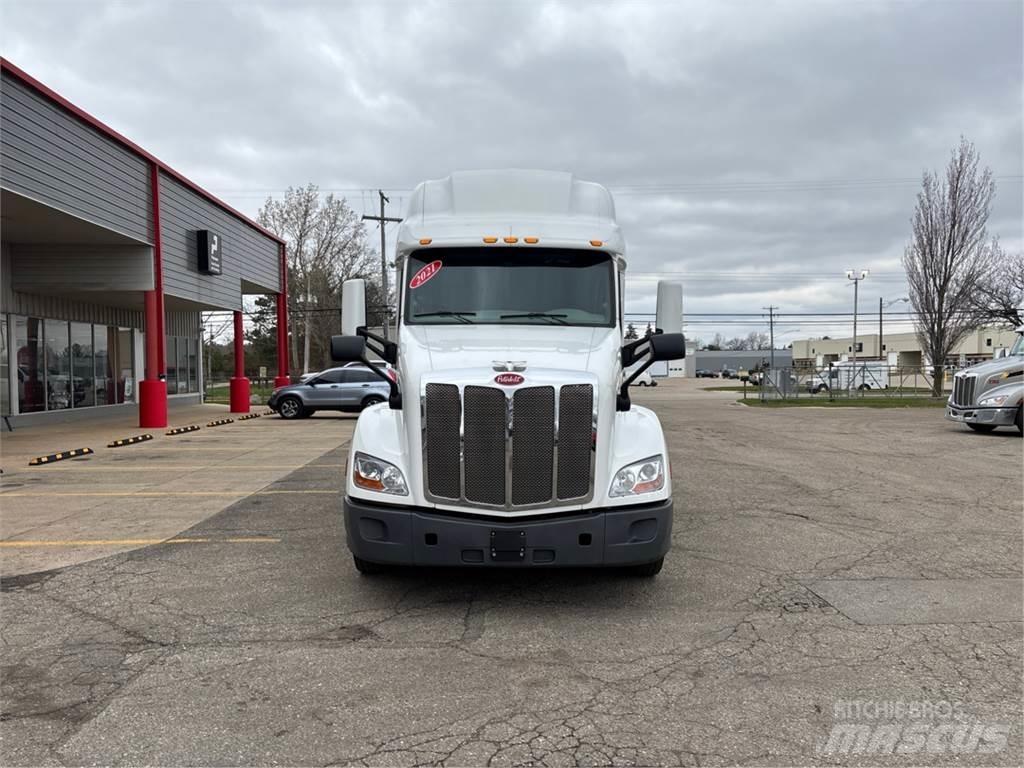 Peterbilt 579 Vilcēji