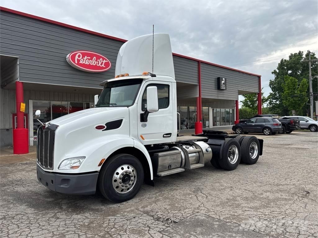 Peterbilt 579 Vilcēji
