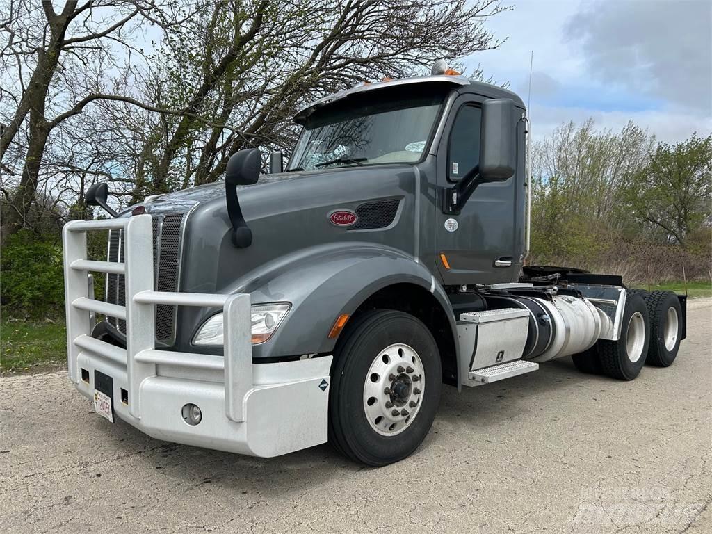 Peterbilt 579 Vilcēji