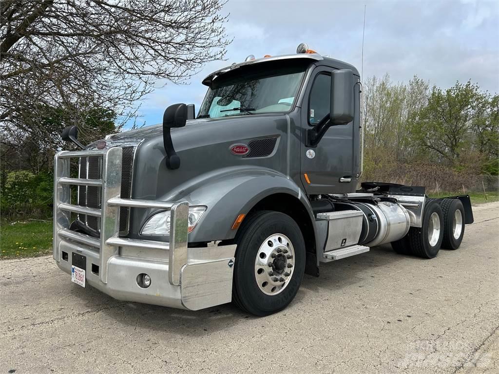 Peterbilt 579 Vilcēji