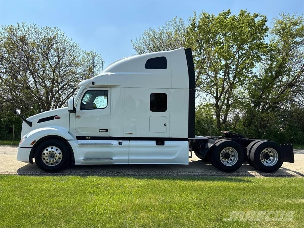 Peterbilt 579 Vilcēji