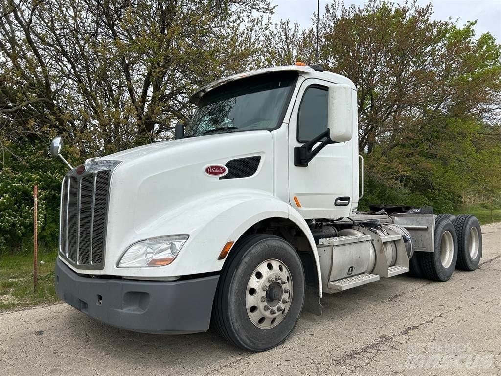 Peterbilt 579 Vilcēji