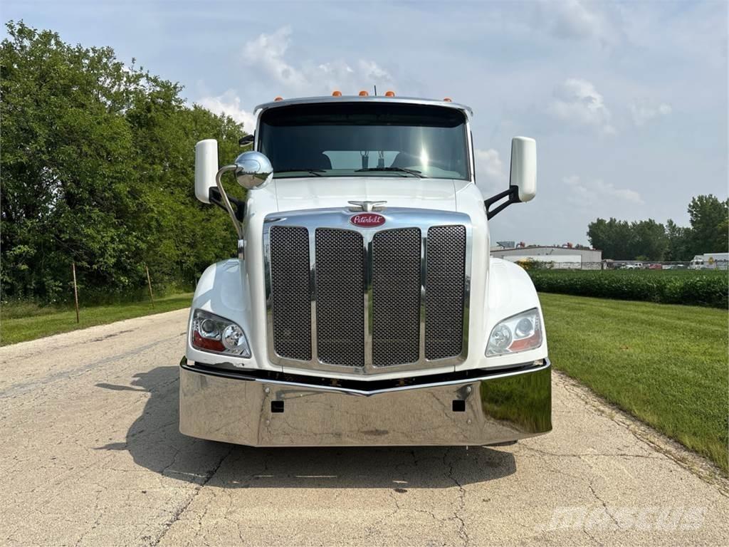 Peterbilt 579 Citi