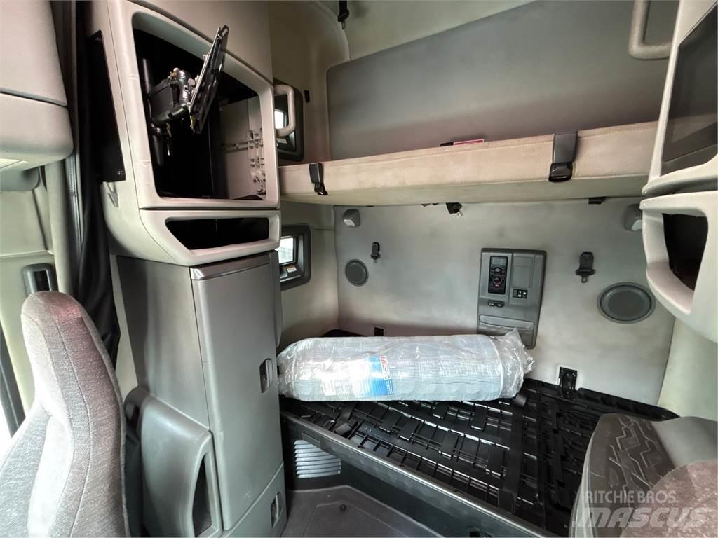 Volvo VN760 Vilcēji