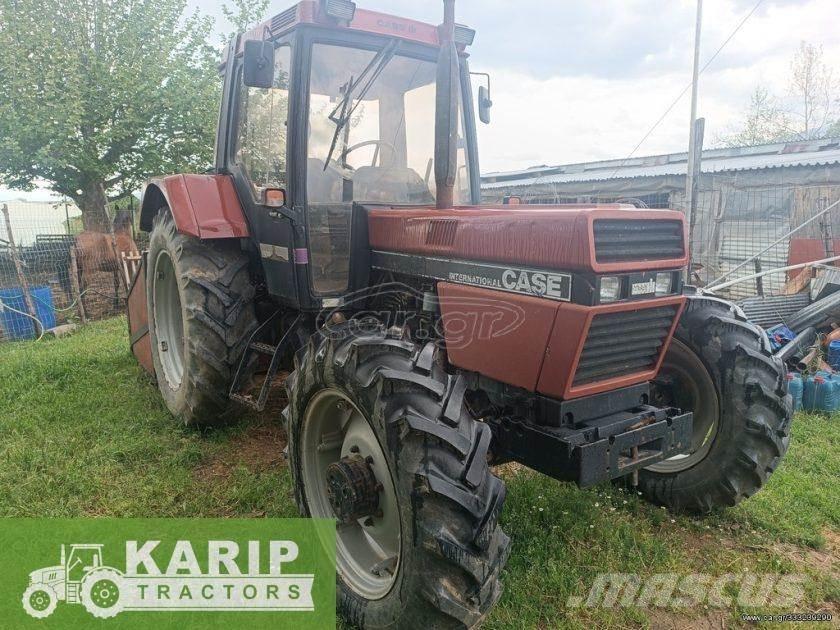 CASE  Traktori