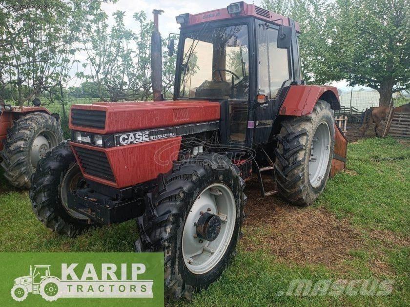 CASE  Traktori