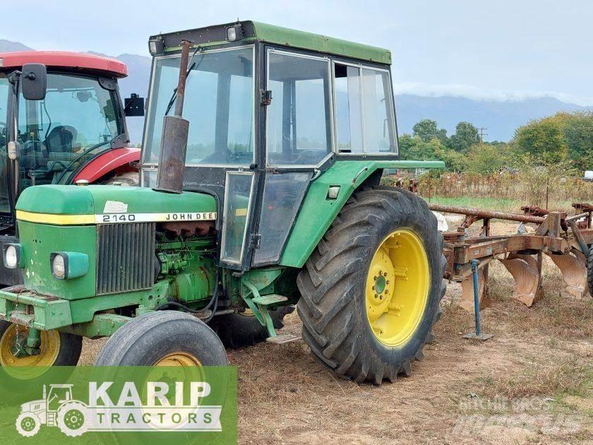 John Deere  Traktori