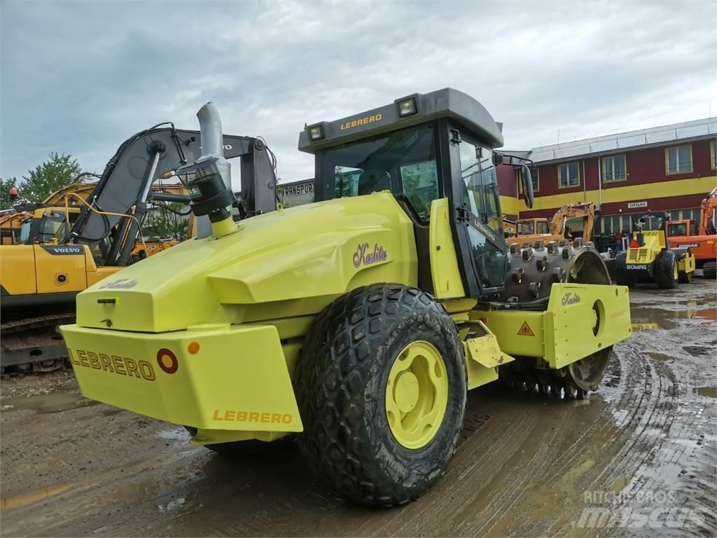 Bomag LEBREDO X 6 Vienvalča grunts veltņi