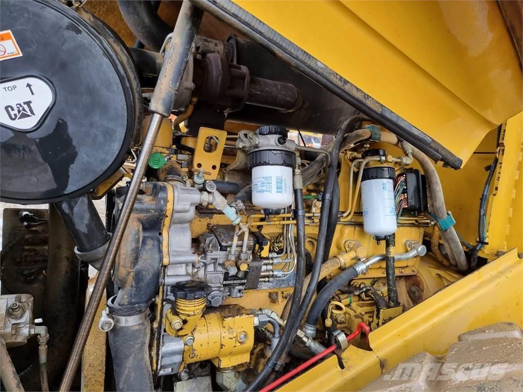 CAT CS 563E Vienvalča grunts veltņi