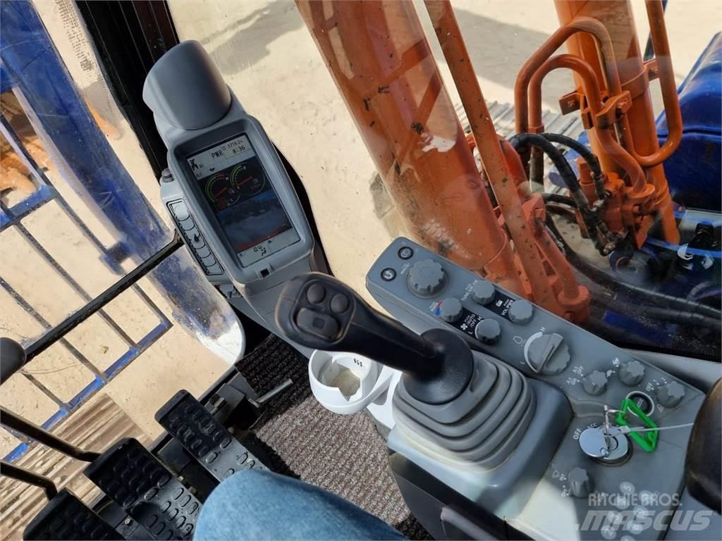 Hitachi ZX210LC-5B Kāpurķēžu ekskavatori