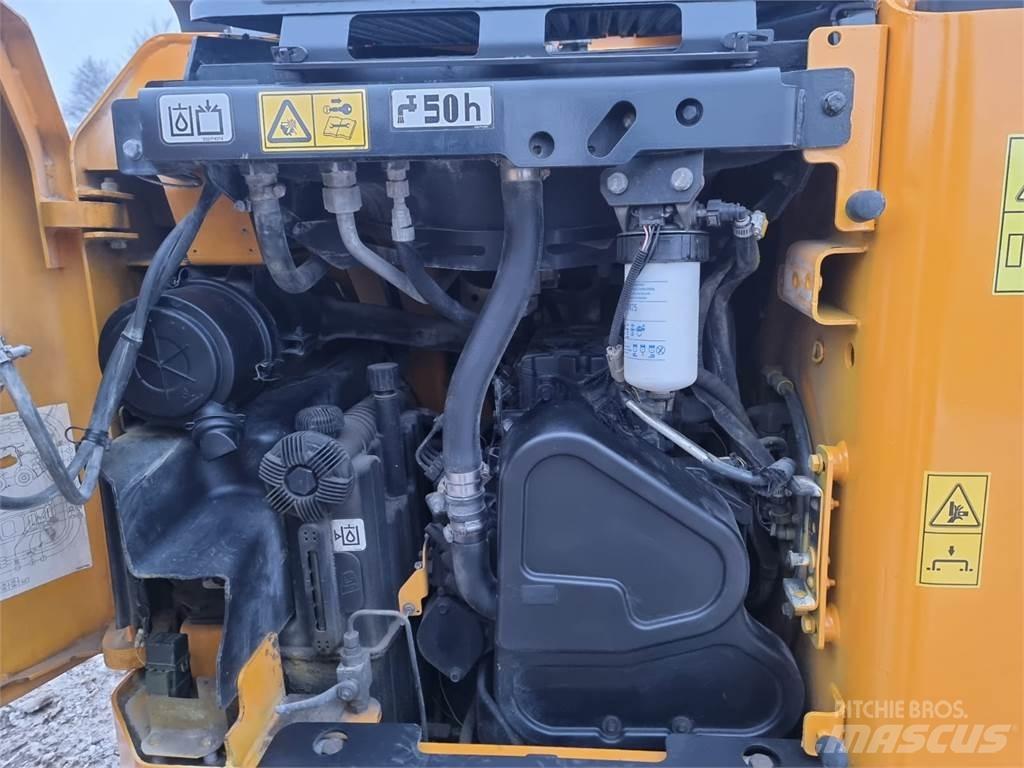 JCB 135HD Lietoti riteņu kompaktiekrāvēji