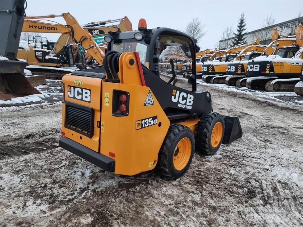 JCB 135HD Lietoti riteņu kompaktiekrāvēji