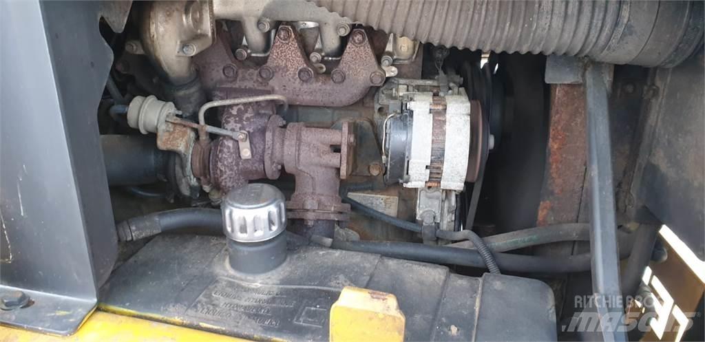 Kita 9000 PTR 4x4 Mini pašizgāzēji
