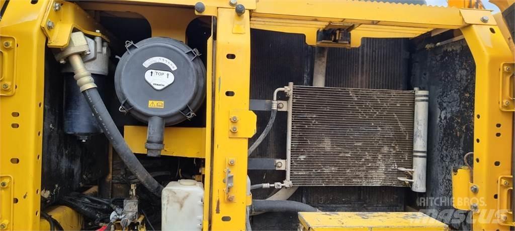 Komatsu PC210LC Kāpurķēžu ekskavatori