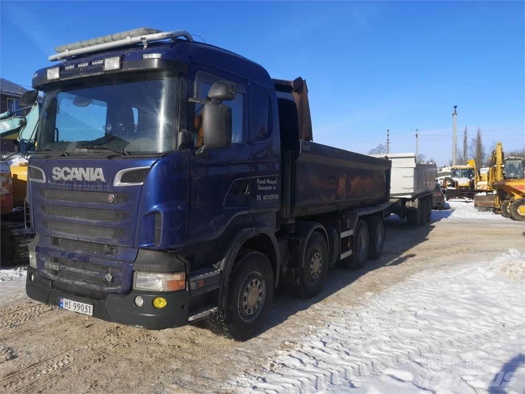 Scania R560 8x4 Kravas automašinas konteineru vedeji