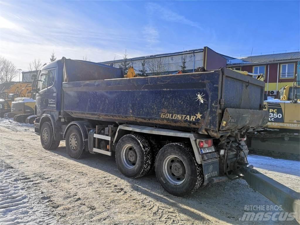 Scania R560 8x4 Kravas automašinas konteineru vedeji