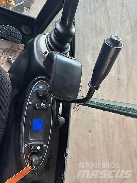 JCB 8018 CTS Kāpurķēžu ekskavatori