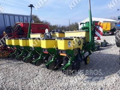 John Deere 1755 Kombinētās sējmašīnas