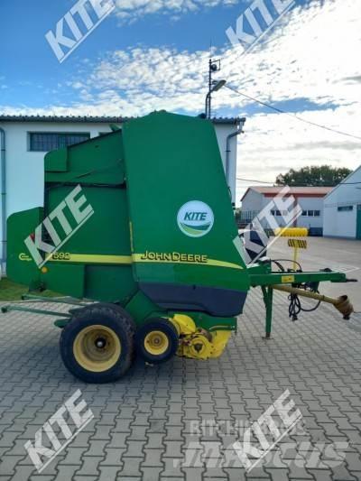 John Deere 592 Rituļu preses