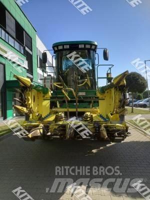 John Deere 7200 Ražas novākšanas kombaini