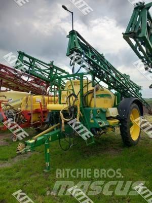 John Deere 732 Piekabināmie smidzinātāji(miglotāji)