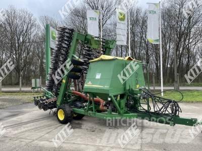 John Deere 740A/9M Sējmašīnas