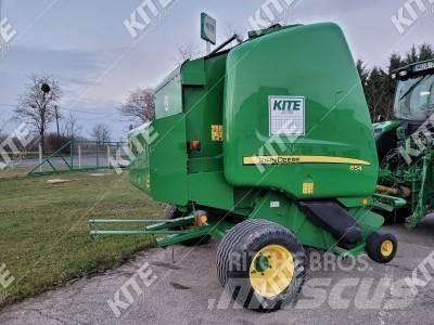 John Deere 854 Rituļu preses