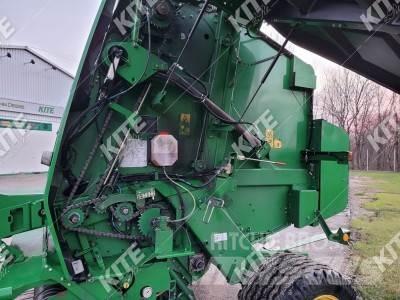 John Deere 854 Rituļu preses