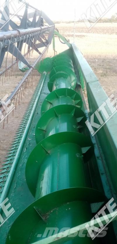 John Deere 9680 WTS Ražas novākšanas kombaini