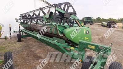 John Deere S670 Ražas novākšanas kombaini