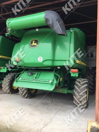 John Deere S690I Ražas novākšanas kombaini