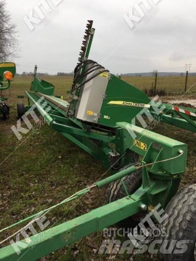 John Deere S690I Ražas novākšanas kombaini