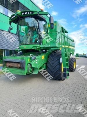 John Deere S780i Ražas novākšanas kombaini