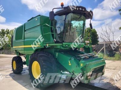 John Deere T550 Ražas novākšanas kombaini