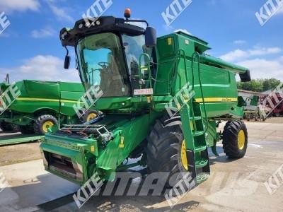 John Deere T550 Ražas novākšanas kombaini