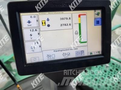 John Deere T550 2WD Ražas novākšanas kombaini