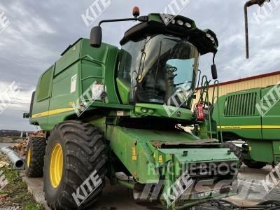 John Deere T660 Ražas novākšanas kombaini